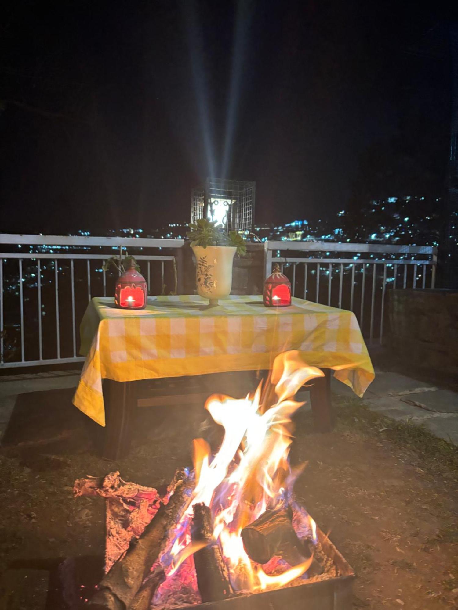Aaram Baagh Simla Appartement Buitenkant foto