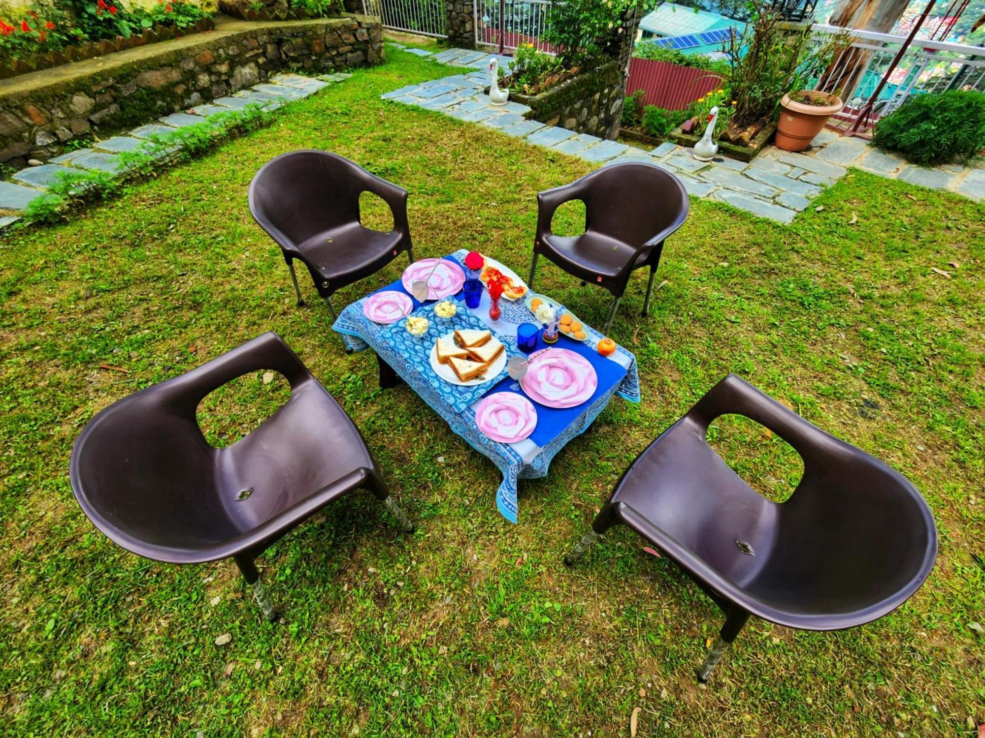 Aaram Baagh Simla Appartement Buitenkant foto