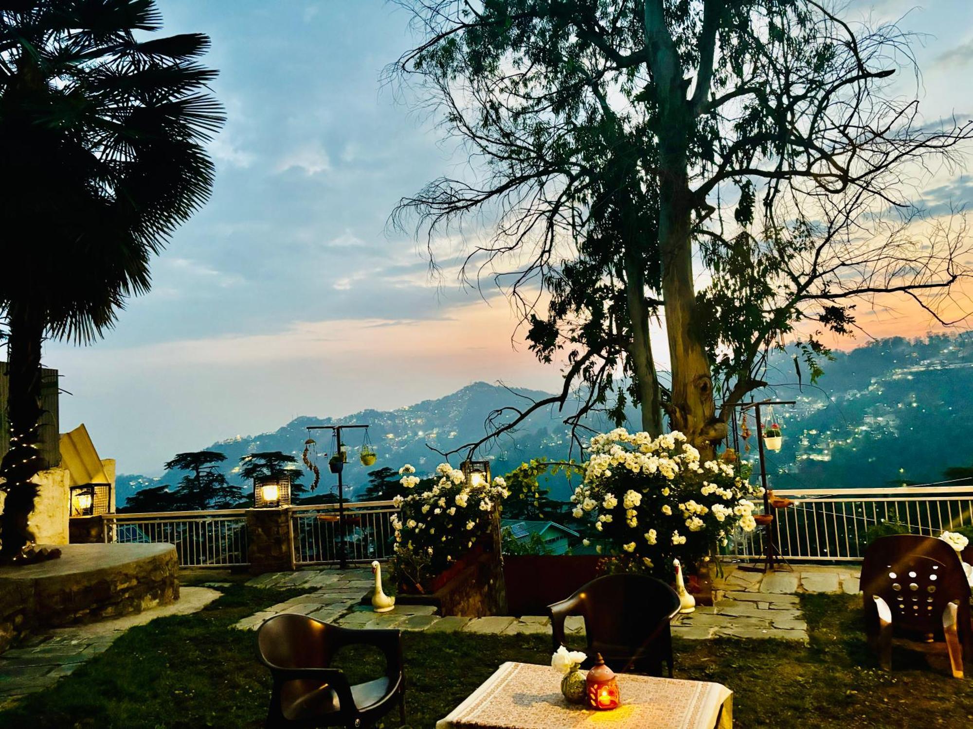 Aaram Baagh Simla Appartement Buitenkant foto